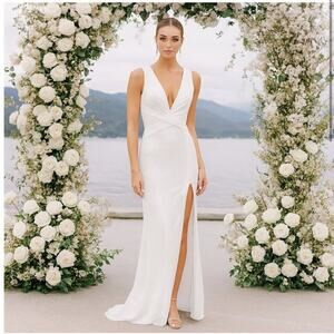 MAC DUGGAL Dress Size 2 Evening Gown Sequin NEW White V Neck Wrap Waist Flaw
